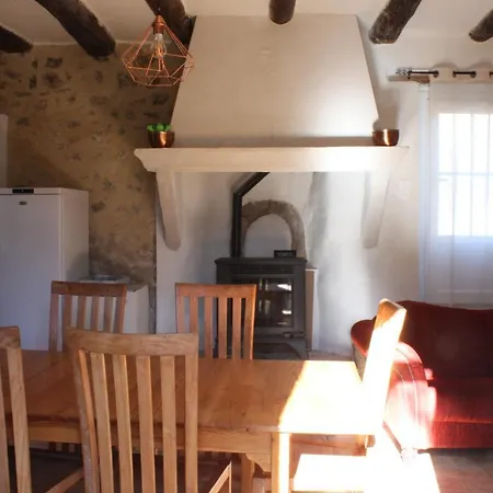 Chateau De *